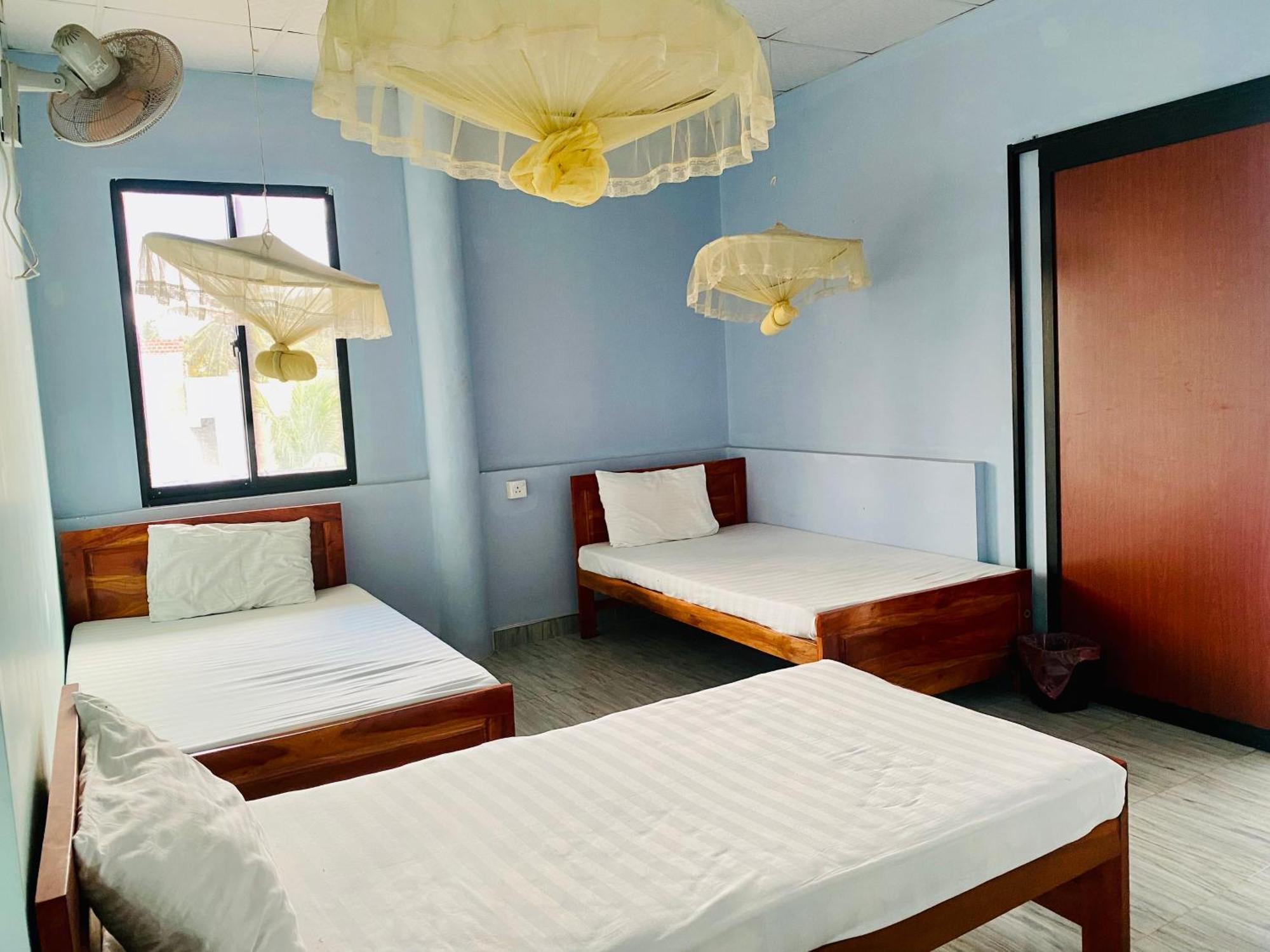 Montana Rest Hotel Анурадхапура Екстериор снимка