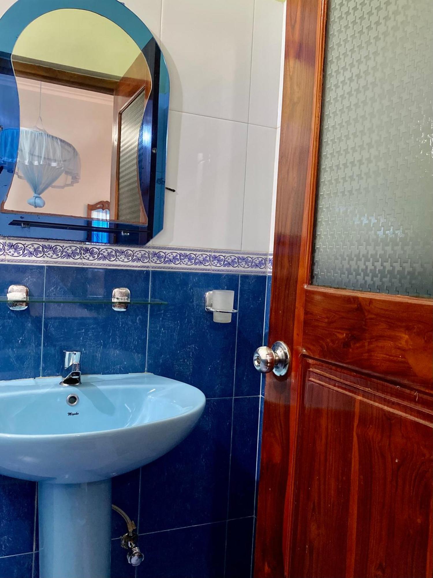Montana Rest Hotel Анурадхапура Екстериор снимка