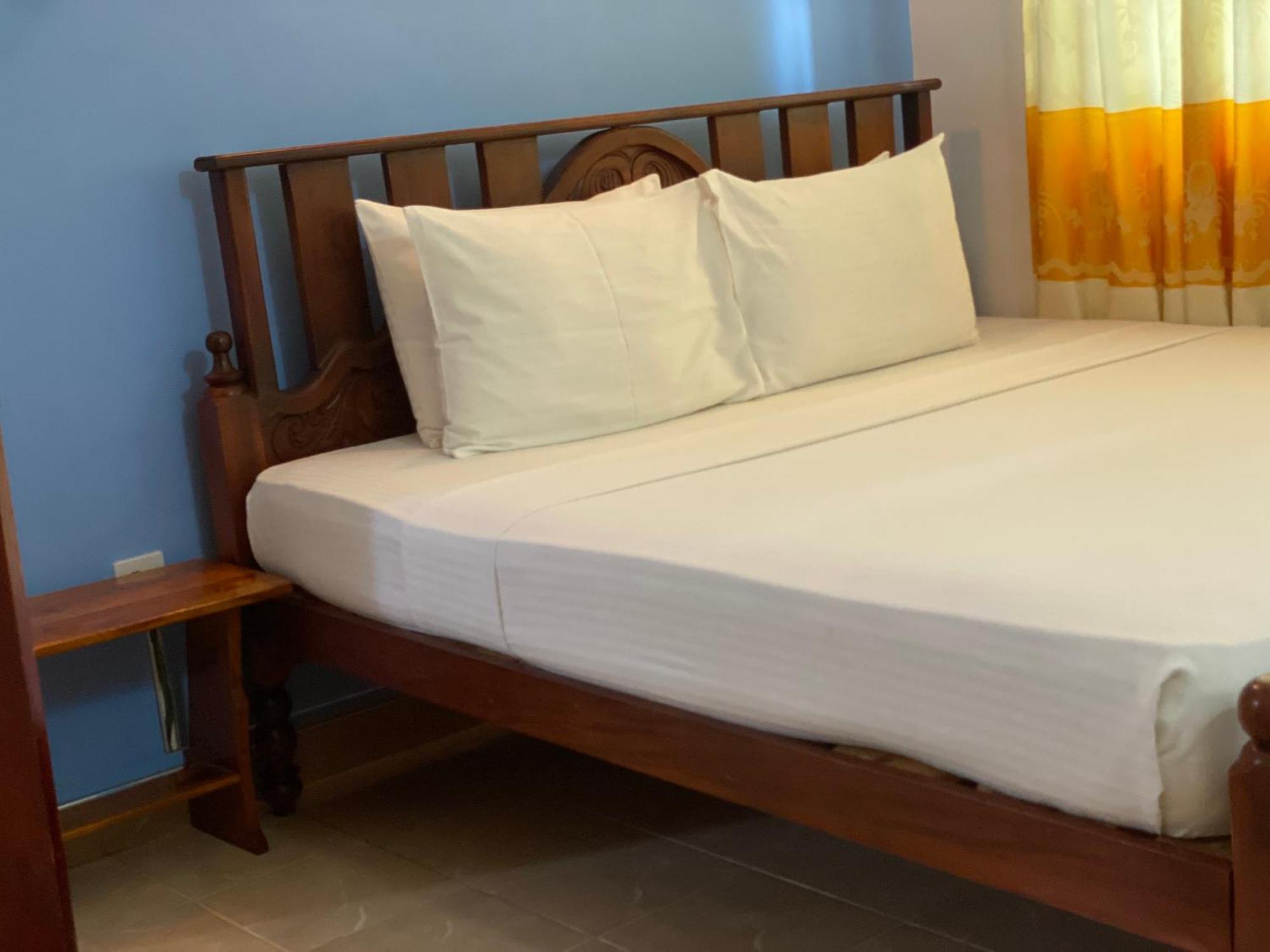 Montana Rest Hotel Анурадхапура Екстериор снимка